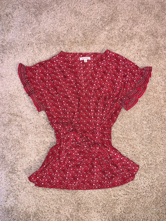 Max Studio Tops - Max Studio Women’s Red Floral Ruffle Peplum Waist Bow Tie Smocked Women's Top